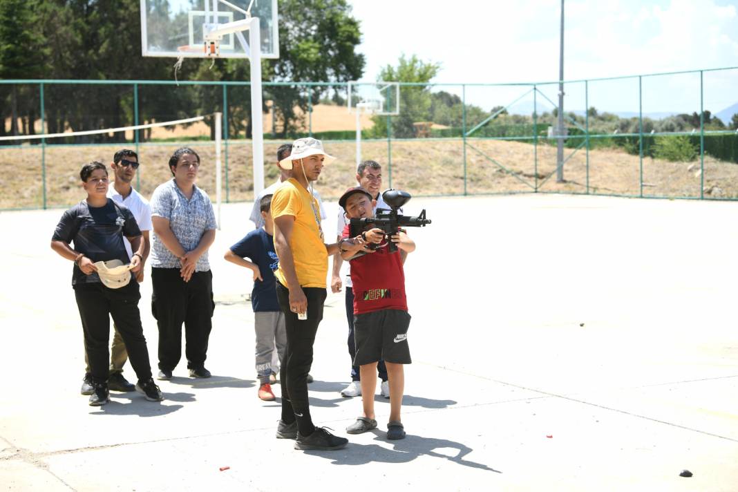 Konya’da özel çocuklar ve babaları kampta eğlendi 5